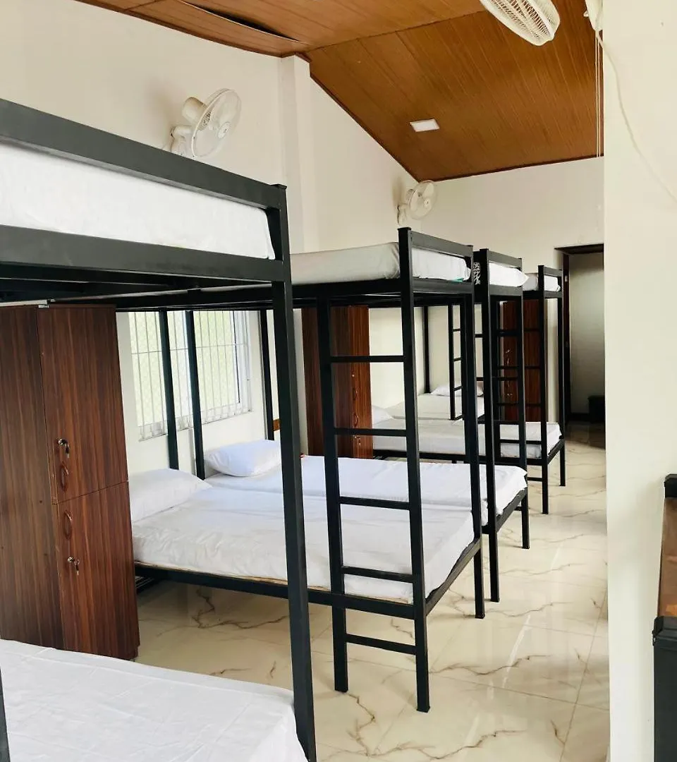 Star Village Hostel Bunk Kandy 0*,